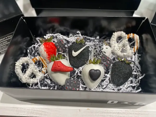 Jordan Shoe Box Dessert Gift